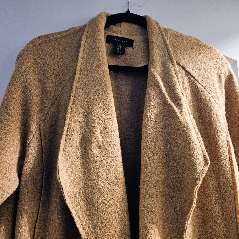 Tahari Camel Boiled Wool Open Coat | Draped Lapel Elegant Outerwear | Size M - Picture 3 of 7